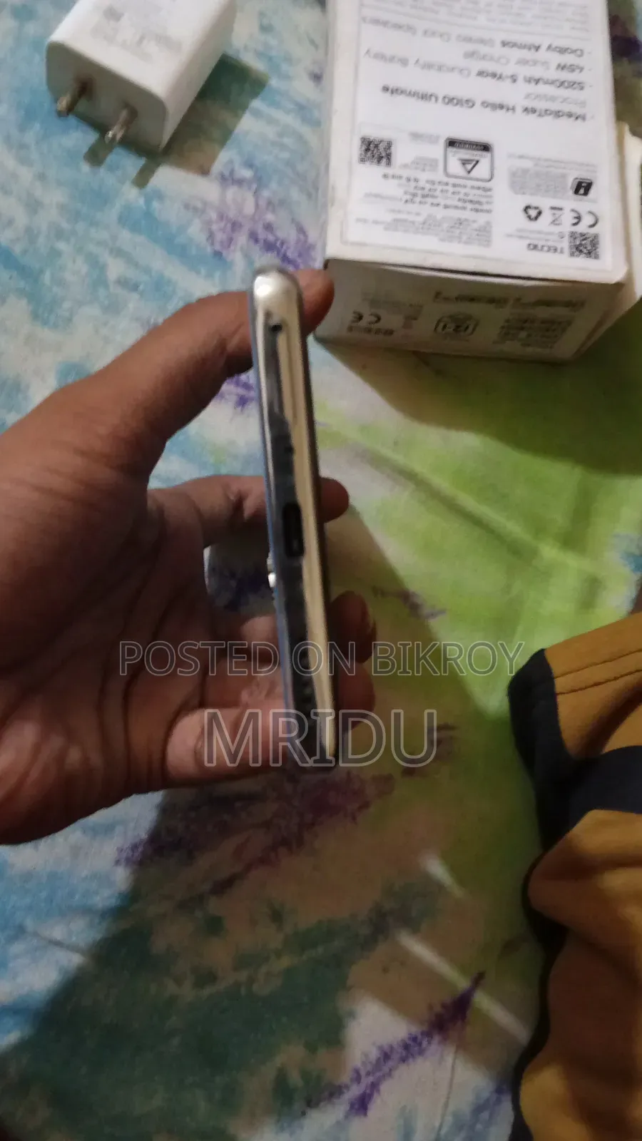 Tecno Camon 40 256 GB White