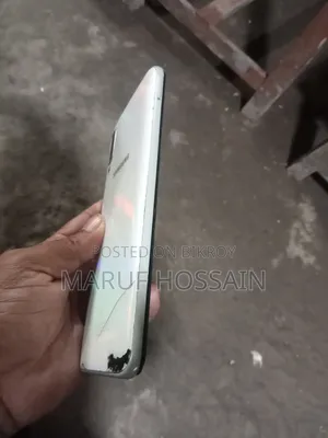 Samsung Galaxy A70 128 GB White