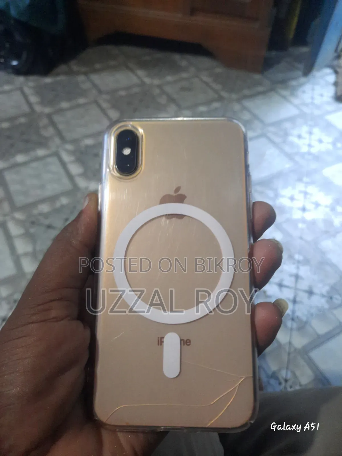New Apple iPhone XS 64 GB White