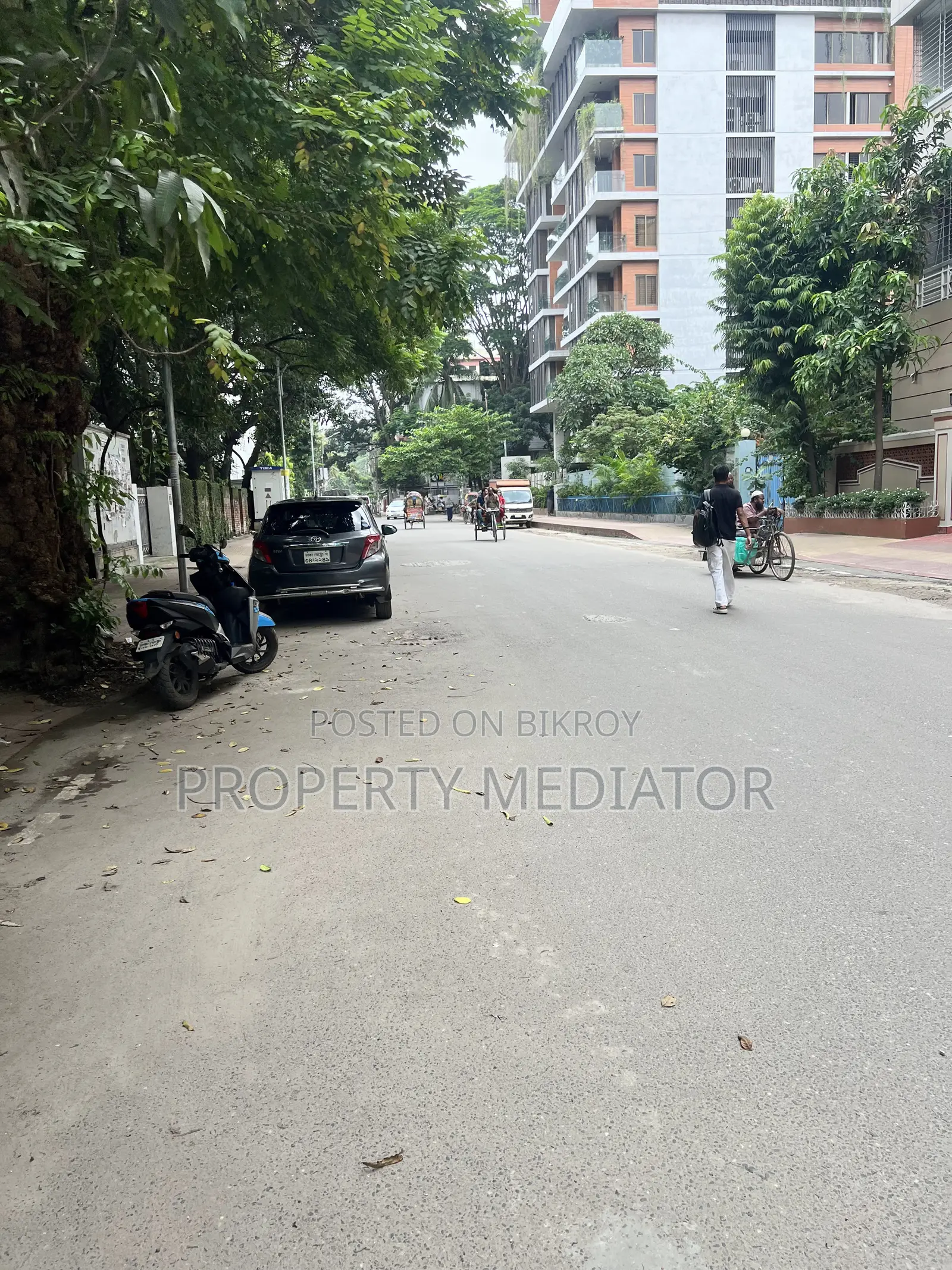3 Bedroom Apartment in Basundhara for Sale