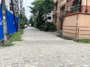 3 Bedroom Apartment in Basundhara for Sale