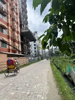3 Bedroom Apartment in Basundhara for Sale