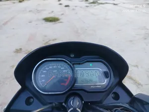 বাজাজ প্লাটিনা ১১০ ২০২২ কালো