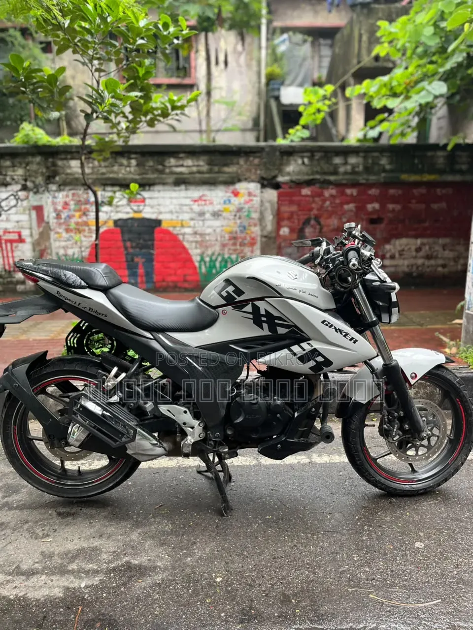 সুজুকি জিক্সার ২০২২ রেড
