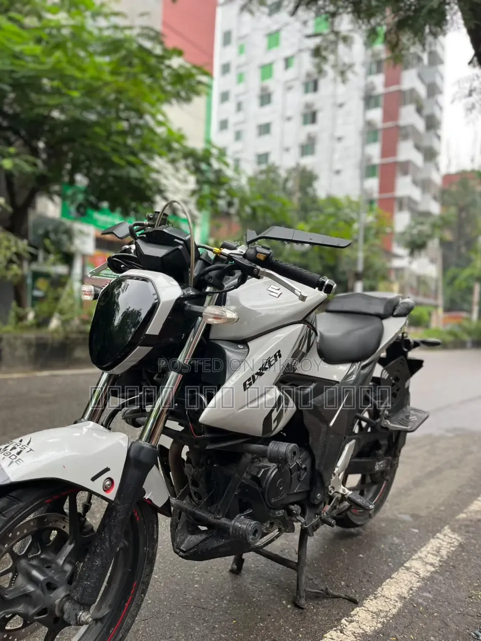 সুজুকি জিক্সার ২০২২ রেড