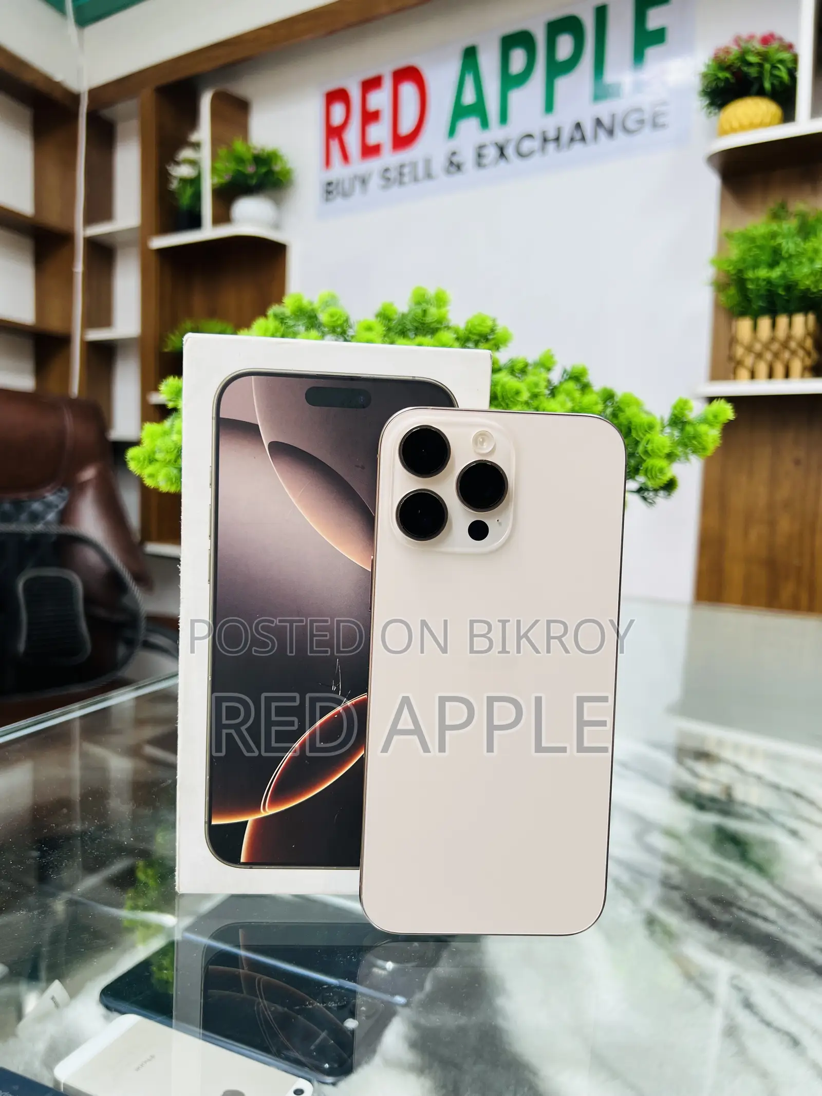 Apple iPhone 16 Pro Max 256 GB Gold