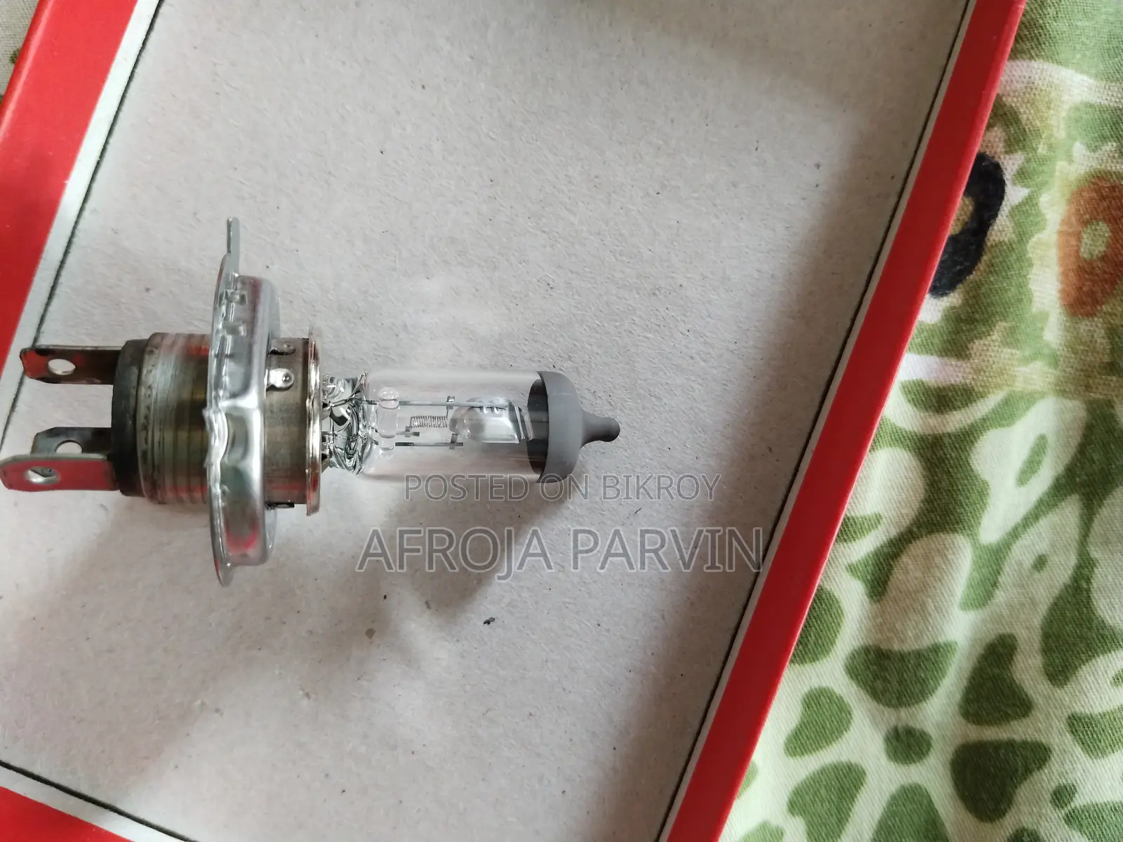 Toyota Original Halogen Light, Its 100% Original Light.