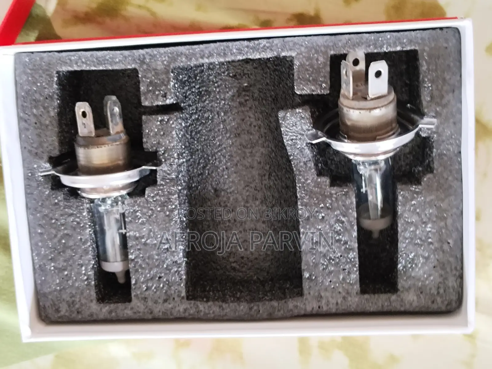 Toyota Original Halogen Light, Its 100% Original Light.