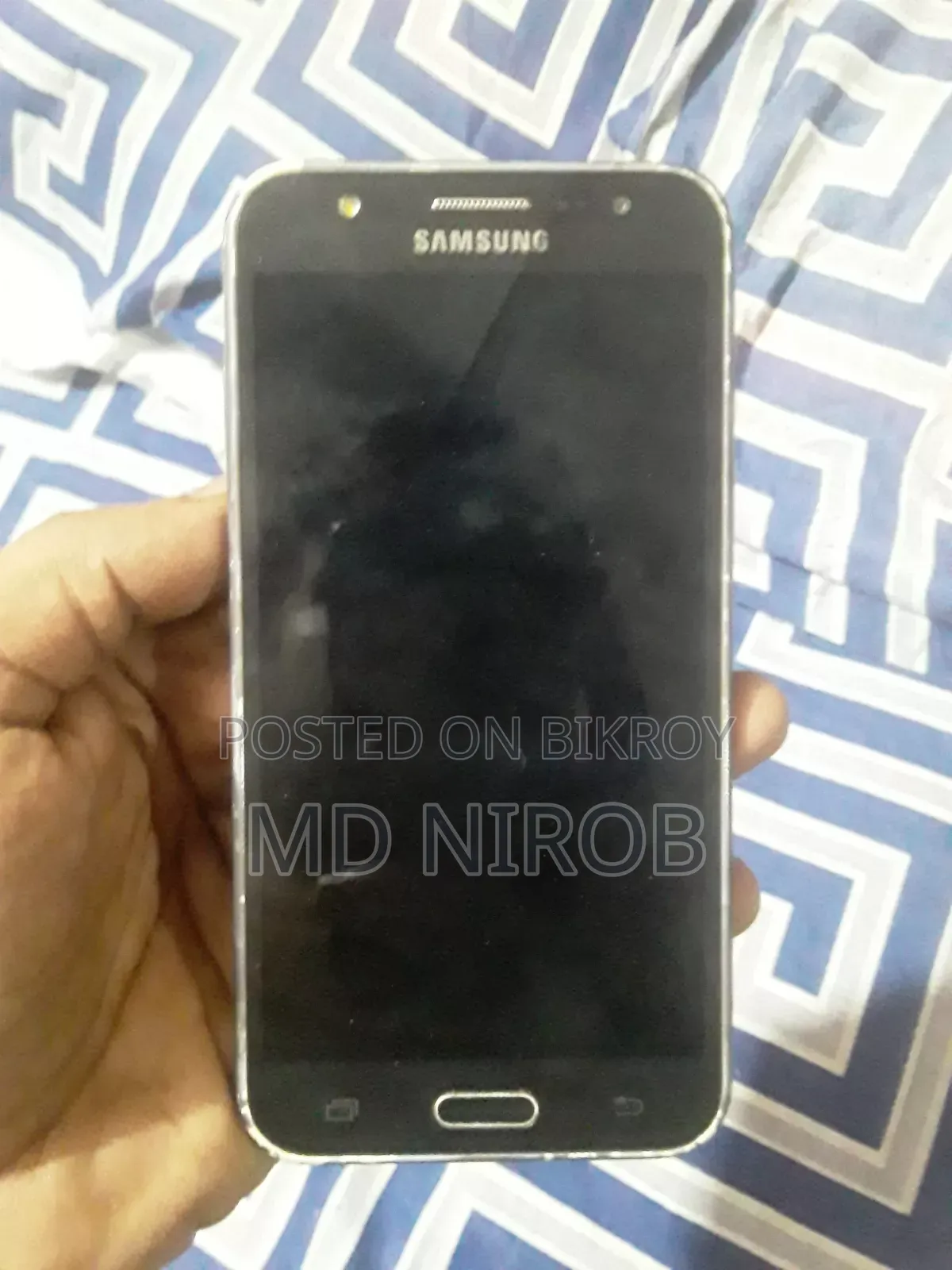 স্যামসাং গ্যালাক্সি জে৫ ৮ জিবি কালো