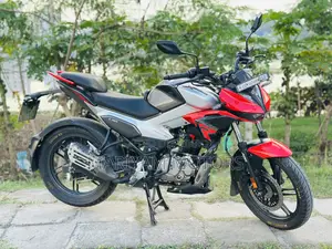 হিরো এক্সট্রিম ১২৫আর ২০২৫ রেড