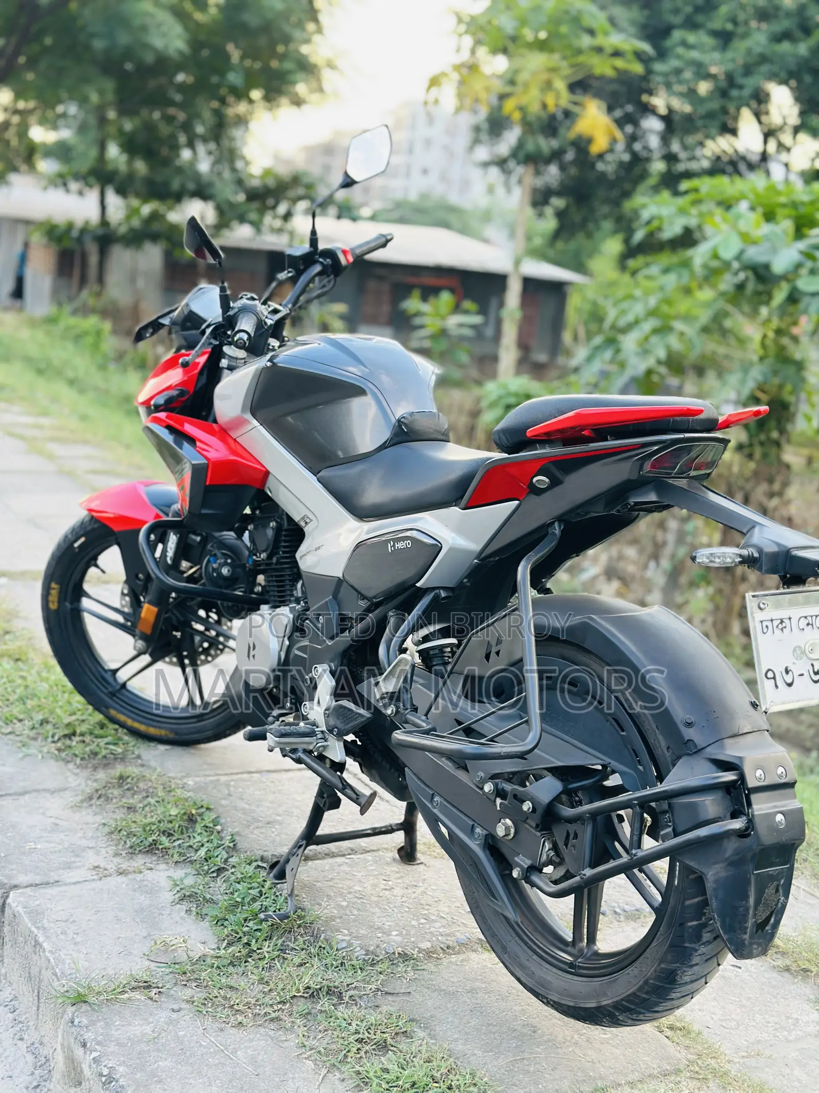 হিরো এক্সট্রিম ১২৫আর ২০২৫ রেড