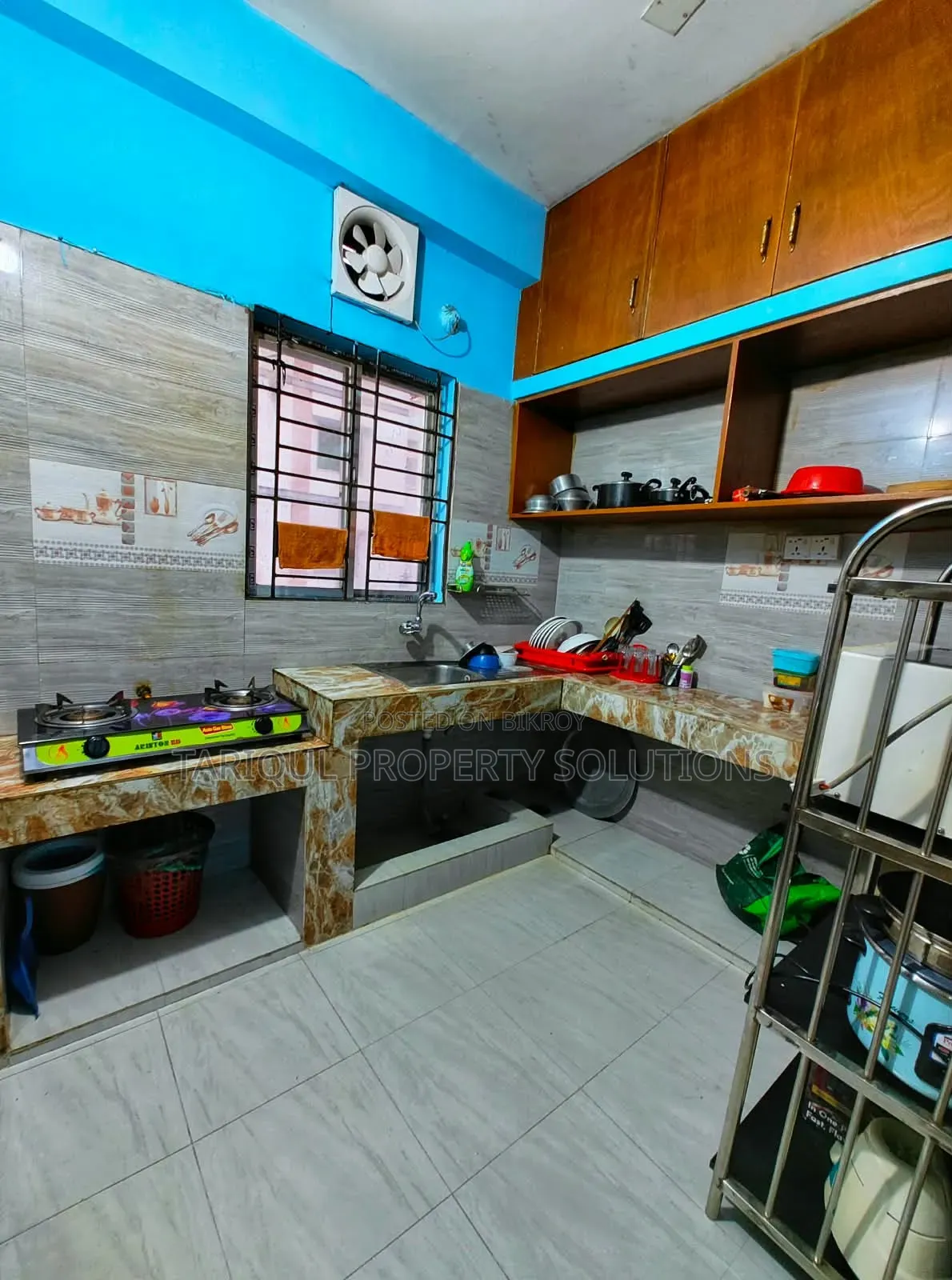 Furnished 3-bedroom Apartment in Tariqul Property, Banasree for rent
