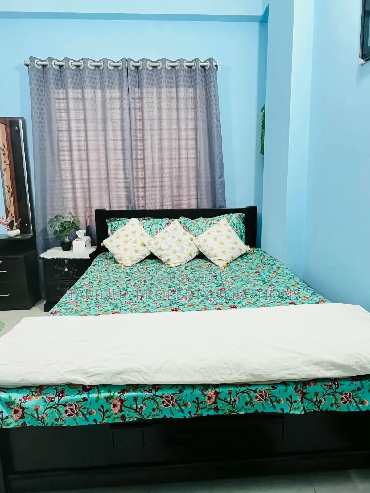Furnished 3-bedroom Apartment in Tariqul Property, Banasree for rent