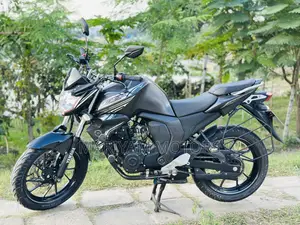 Yamaha FZS V2 2025 Black