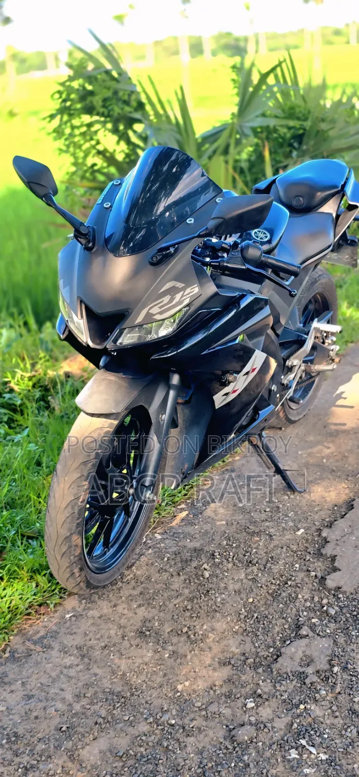 Yamaha R15 V3 2023 Black