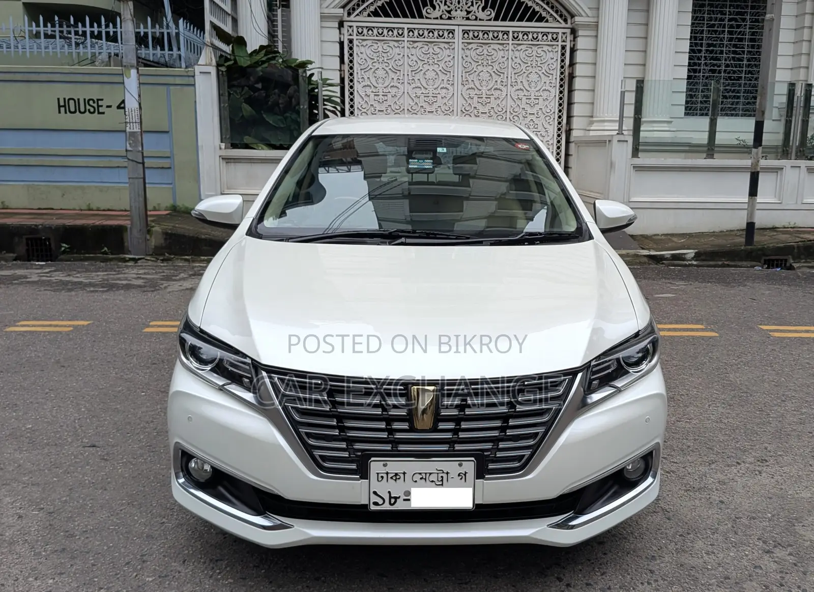 Toyota Premio 1.5 Front-Wheel Drive 2020 Pearl