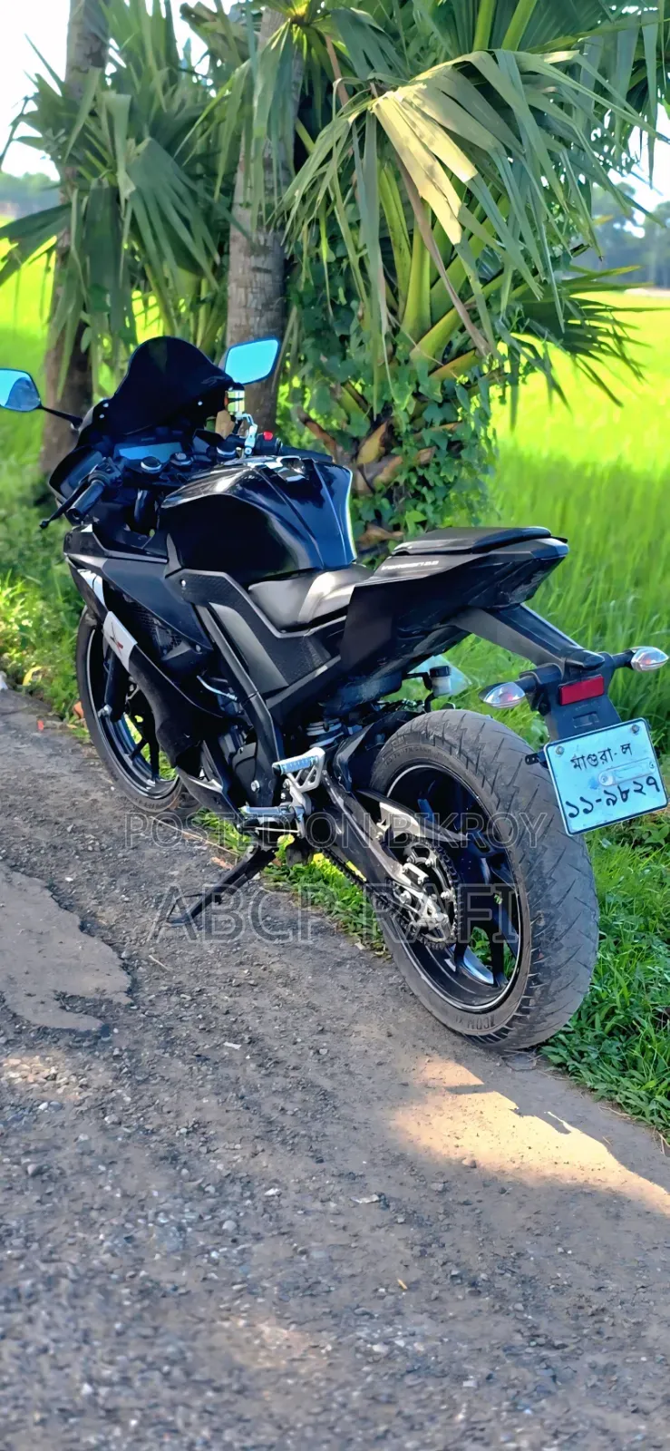 Yamaha R15 V3 2023 Black