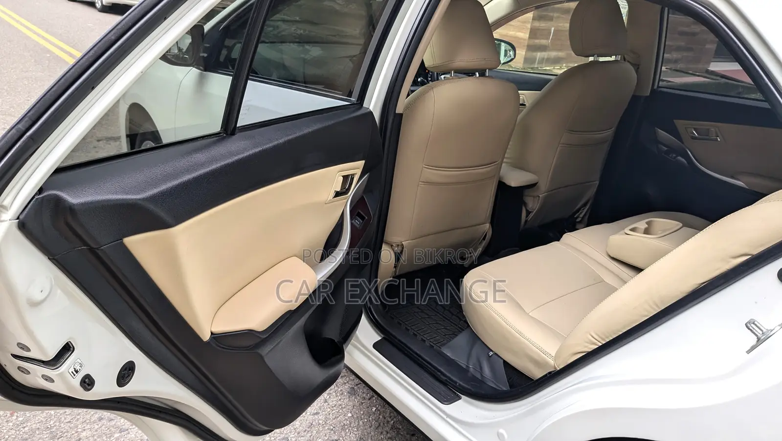 Toyota Premio 1.5 Front-Wheel Drive 2020 Pearl