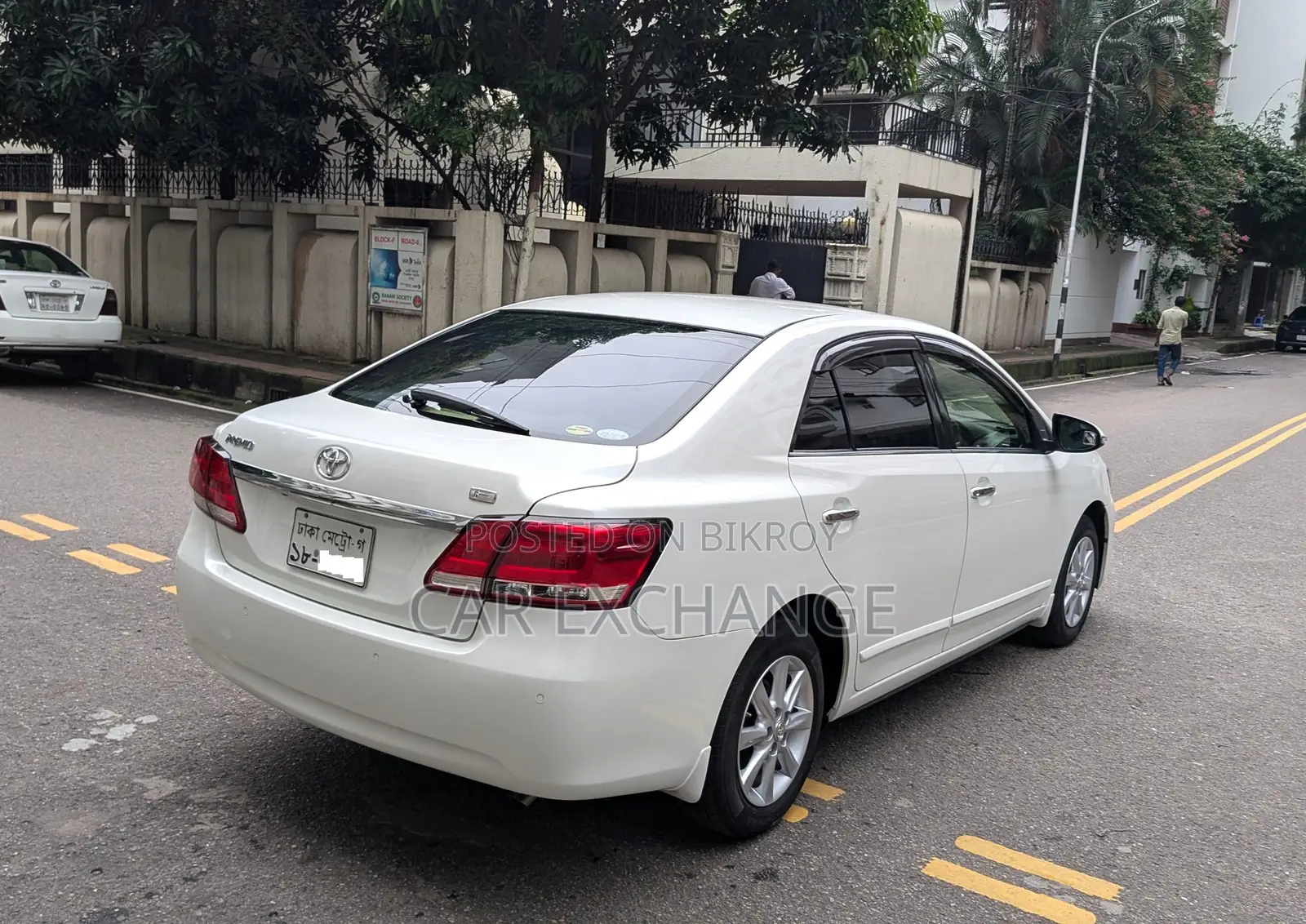 Toyota Premio 1.5 Front-Wheel Drive 2020 Pearl
