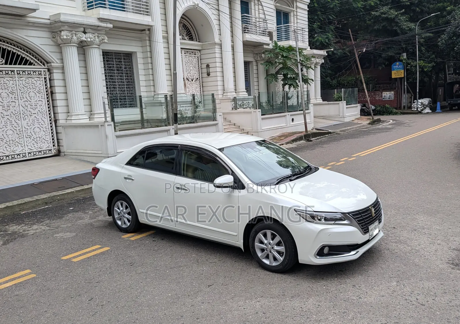 Toyota Premio 1.5 Front-Wheel Drive 2020 Pearl