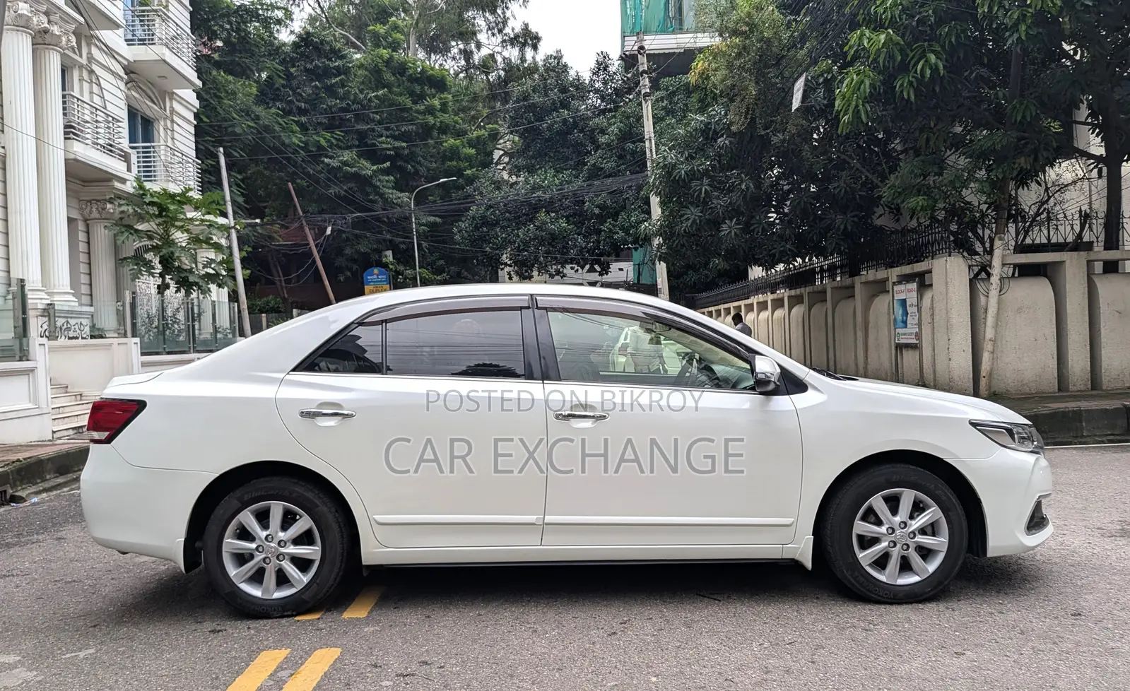 Toyota Premio 1.5 Front-Wheel Drive 2020 Pearl