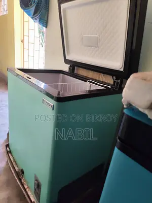 175 Litres Rangs Deep Freezer (Glass Door)