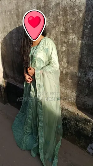 Old clothes at nominal price