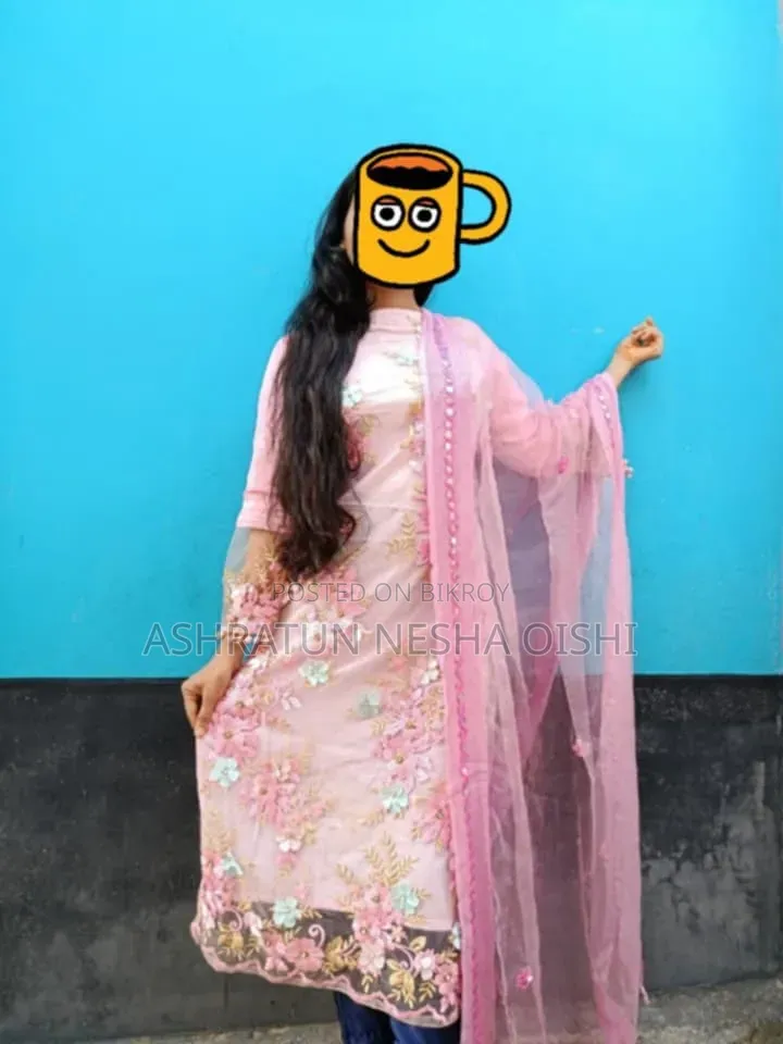 Old clothes at nominal price