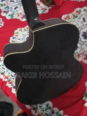 পুরাতন গিটার