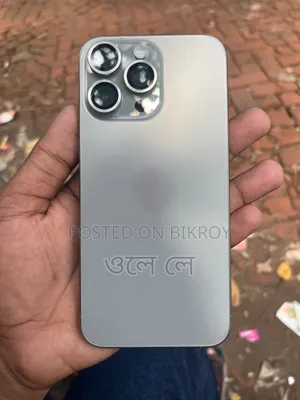 Apple iPhone 15 Pro Max 256 GB Silver
