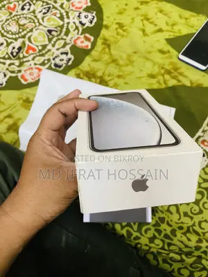 অ্যাপল আইফোন এক্সআর ৬৪ জিবি হোয়াইট