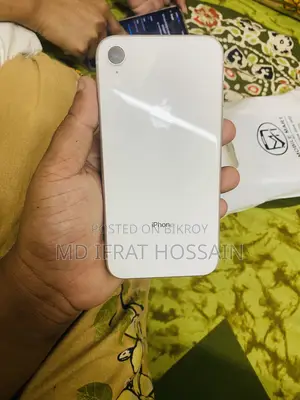 অ্যাপল আইফোন এক্সআর ৬৪ জিবি হোয়াইট