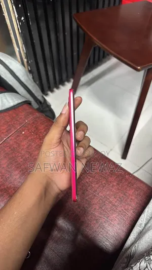 মোটোরোলা এজ ৫০ ফিউশন ২৫৬ জিবি রেড
