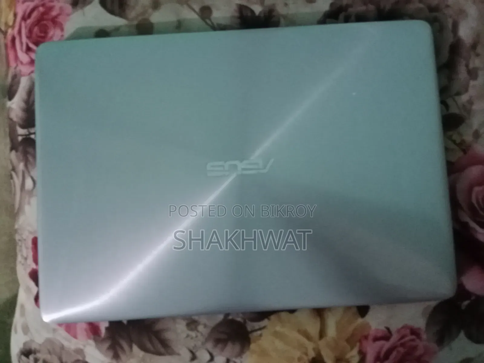 Laptop Asus VivoBook X540SA 8GB Intel Core i3 HDD 1T
