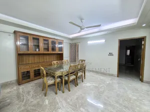 গুলশানের অ্যাসেটে ভাড়ার জন্য আসবাবপত্রসহ ৩ বেডরুমের অ্যাপার্টমেন্ট