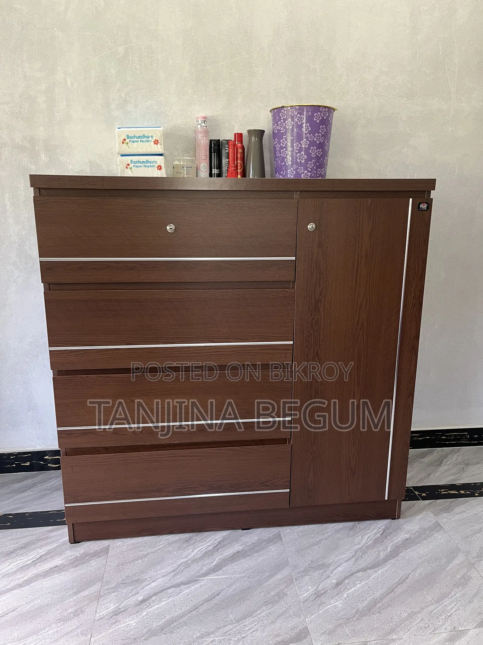 Regal Wardrobe Single Door New