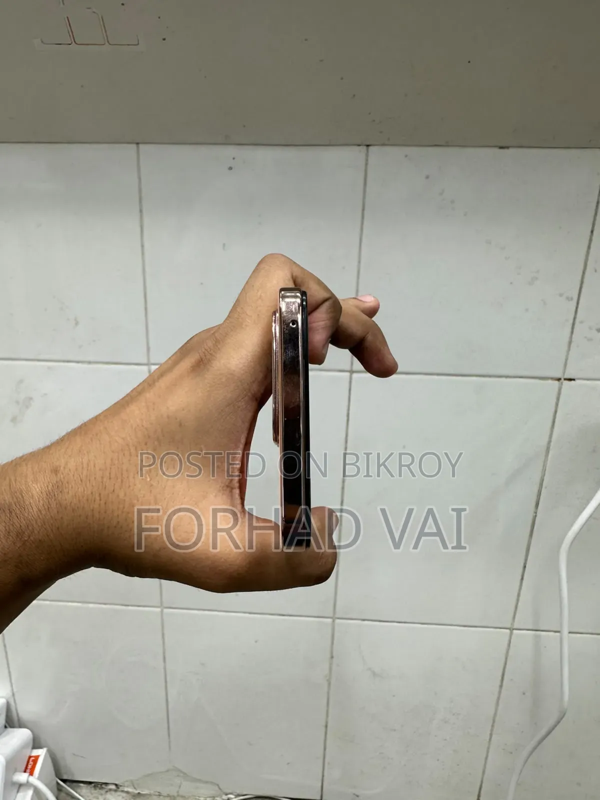 New Vivo Y28 128 GB Rose Gold