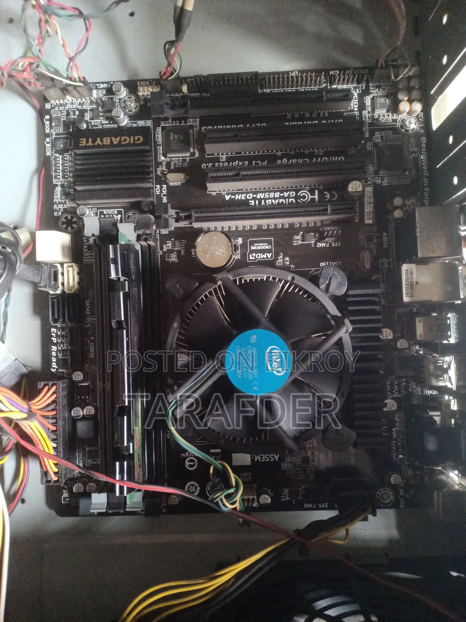 Desktop Computer Gigabyte 8GB Intel Core i5 HDD 256GB