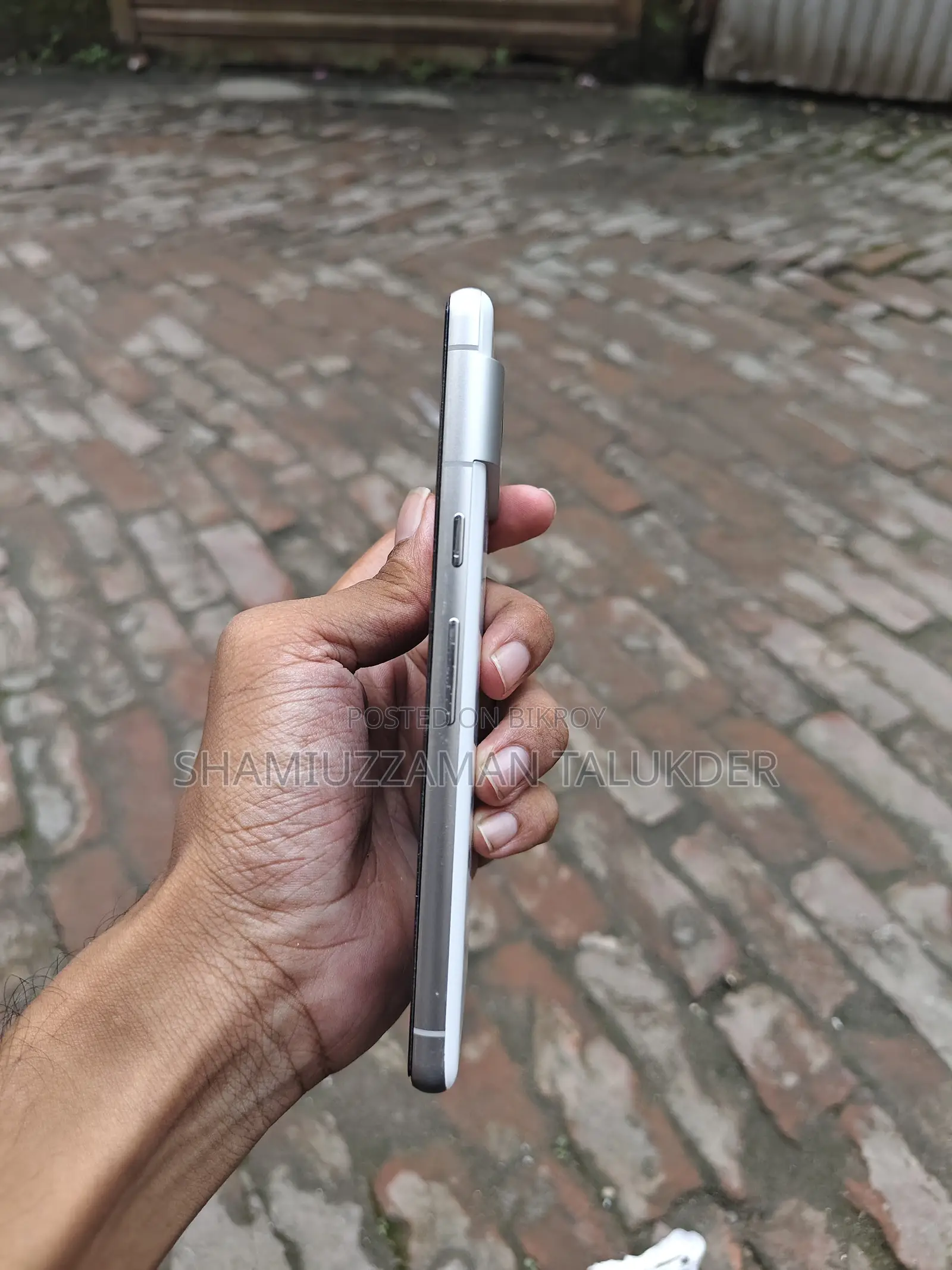 গুগল পিক্সেল ৭ ১২৮ জিবি হোয়াইট