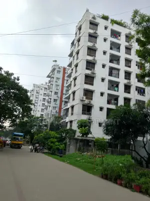 এল-ব্লক//৩ কাঠা// ১ম অংশ// বসুন্ধরা আবাসিক এলাকায় প্লট বিক্রি