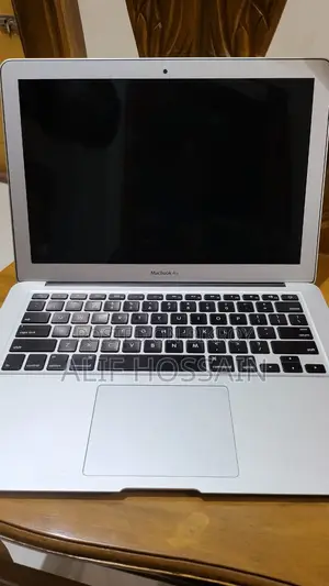 Laptop Apple MacBook Air 8GB Intel Core i5 SSD 128GB