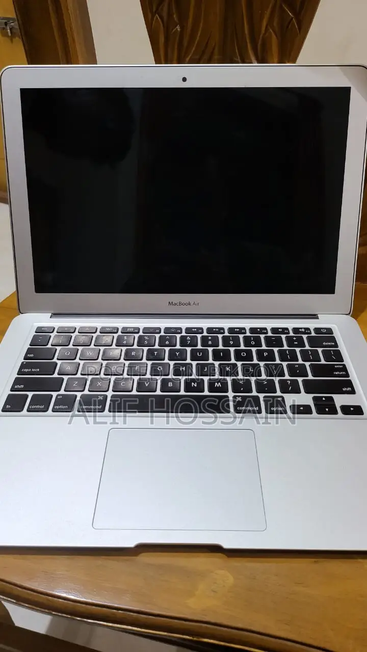 Laptop Apple MacBook Air 8GB Intel Core i5 SSD 128GB