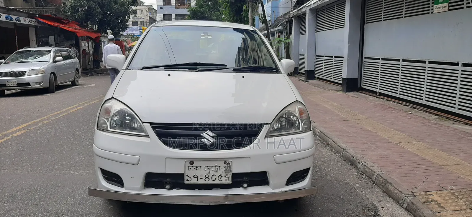 সুজুকি লিয়ানা ২০০৪ হোয়াইট