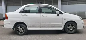 সুজুকি লিয়ানা ২০০৪ হোয়াইট