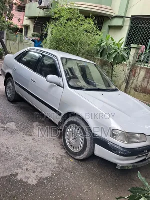 টয়োটা করোলা ১১০