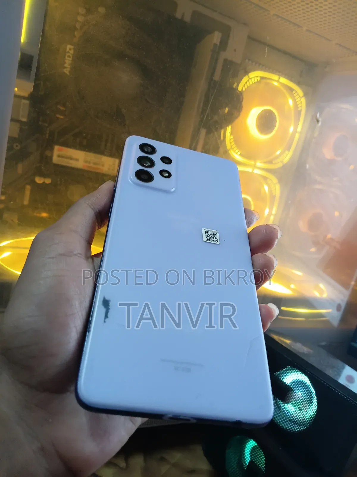 স্যামসাং গ্যালাক্সি এ৫২ ১২৮ জিবি হোয়াইট