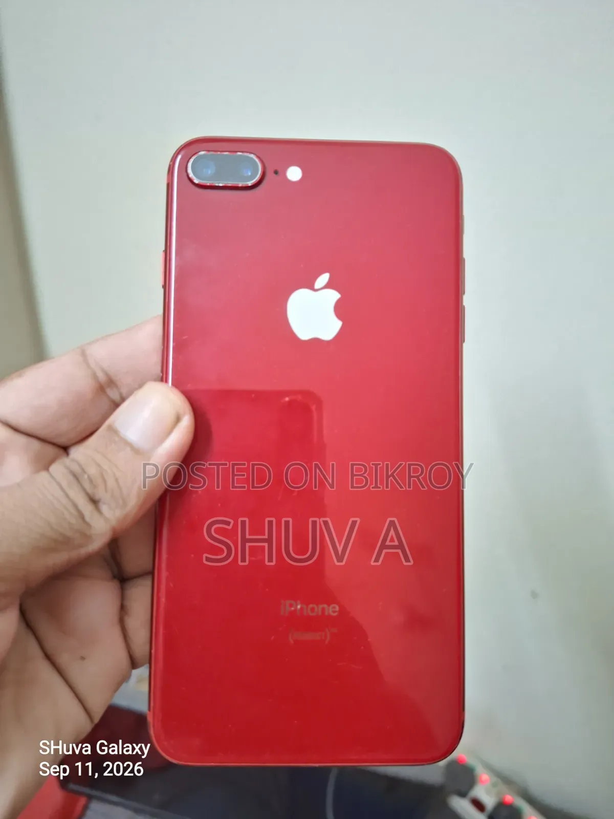 Apple iPhone 8 Plus 64 GB Red