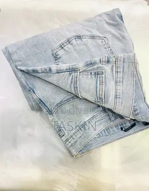 মেনস স্ট্রেইট ফিট জিন্স