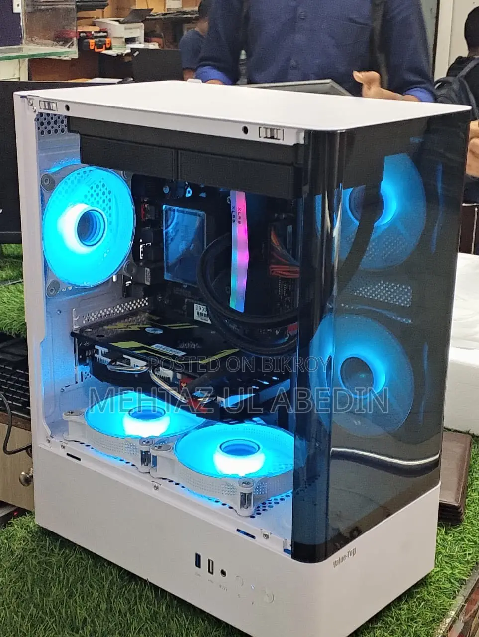 Desktop Computer Gigabyte 16GB AMD Ryzen 3 HDD+SSD 750GB