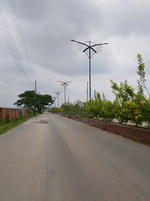 ব্লাক: আই-এক্সটেনশন//৩+৩=৬ কাঠা//দক্ষিণমুখী//বসুন্ধরায় জমি বিক্রি